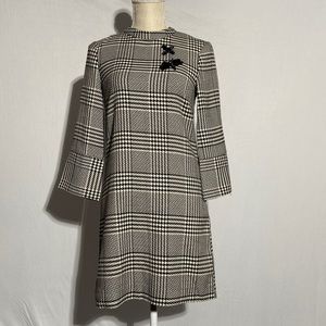 H&M 3/4 SLEEVE DRESS WITH FIREFLY ACCESSORY CLIPS